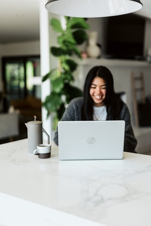 windows-567PbDKfPLE-unsplash
